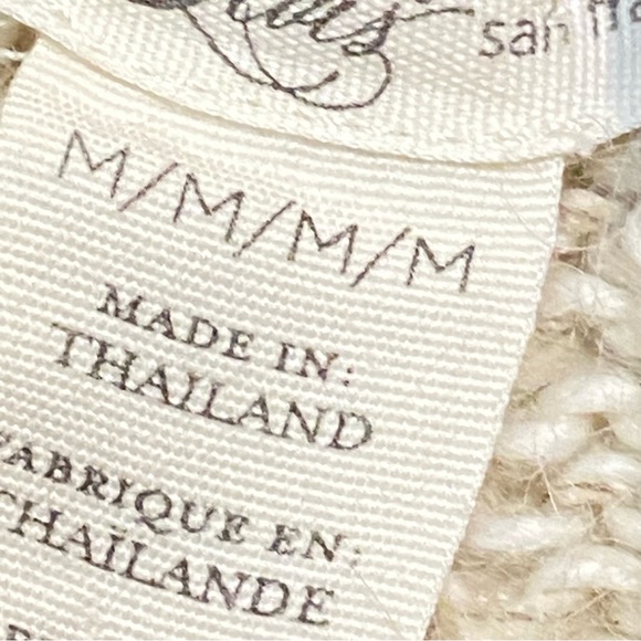 Levi's Straus Co. Oatmeal Colored 3 Button Shawl Collar Cardigan size Medium - Picture 10 of 12